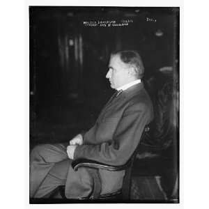  Photo Walter Damrosch, seated, profile 1908