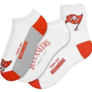 For Bare Feet Tampa Bay Buccaneers Mens Socks  3 Pack Large  