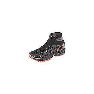  Saucony   ProGrid Razor W (Black/Coral)   Footwear Sports 