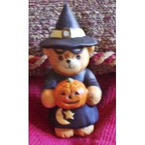   Enesco Lucy Bear Witch Holding Pumpkin 1984 Figurine