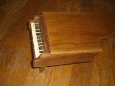 Vintage Piano Jewelry Music Box