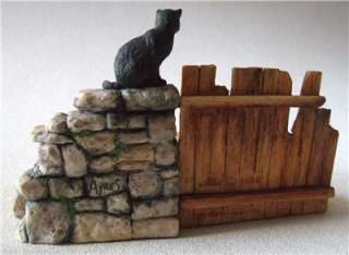 BORDER FINE ARTS JAMES HERRIOT MOSES & BERTHA CAT SOW & PIGLETS BY RAY 