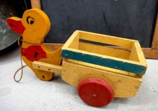 vintage/antiqu CHILD WOOD PULL TOY easter CHICKEN+WAGON  