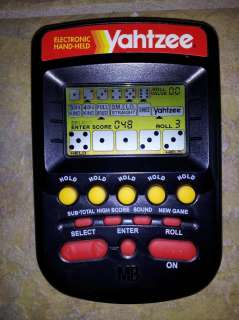 1995 Yahtzee Handheld Electronic game Milton Bradley excellent TESTED 